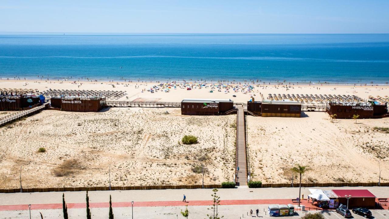 1Bdr Apartment W/Beach View By Lovelystay Monte Gordo Exteriör bild