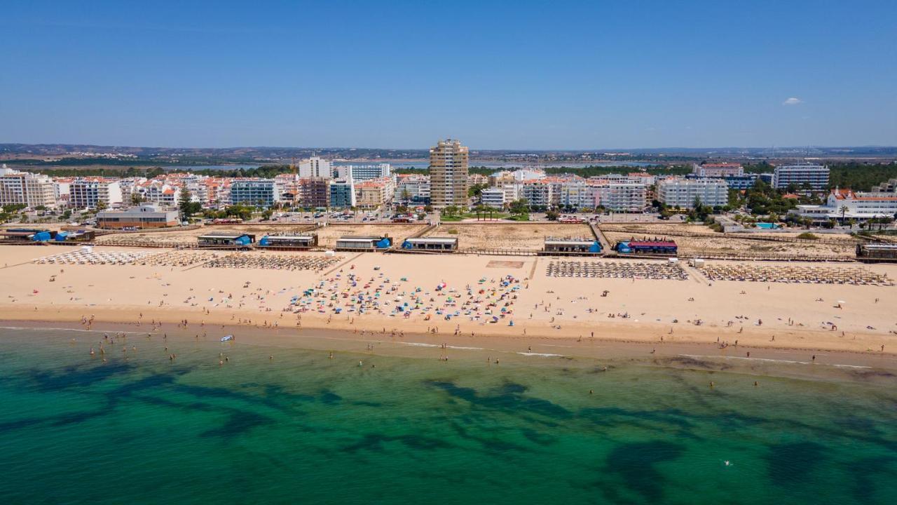 1Bdr Apartment W/Beach View By Lovelystay Monte Gordo Exteriör bild